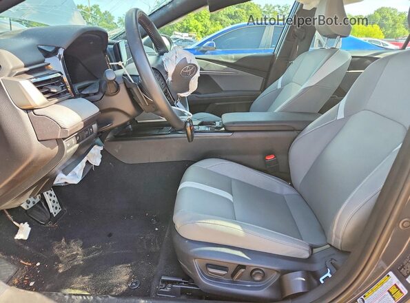 4T1DBADK2SU538851 2025 TOYOTA CAMRY Gray წინა სალონის ხედი