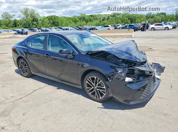 4T1DBADK2TU043647 2026 TOYOTA CAMRY Black Przód prawy