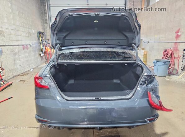4T1DBADK2TU553433 2026 TOYOTA CAMRY Gray Հետևի տեսք