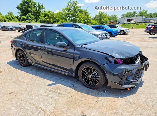 4T1DBADK4SU031191 2025 TOYOTA CAMRY Gray Przód prawy