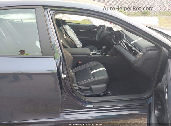 4T1DBADK4TU546810 2026 TOYOTA CAMRY Серый Вид салона спереди