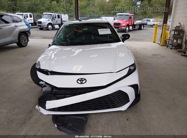 4T1DBADK6SU034710 2025 TOYOTA CAMRY White უკანა სალონის ხედი