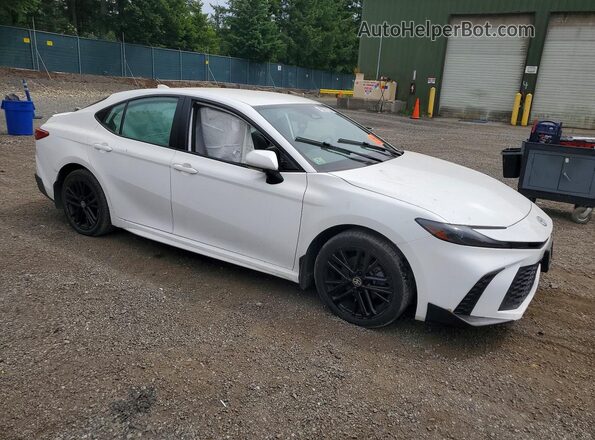 4T1DBADK6SU504136 2025 TOYOTA CAMRY White Delantero derecho