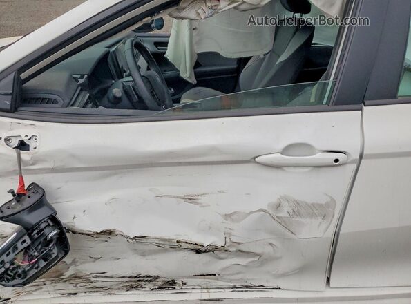 4T1DBADK6SU504136 2025 TOYOTA CAMRY White Vista interior delantera