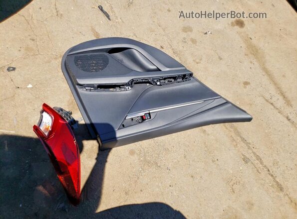 4T1DBADK6TU550857 2026 TOYOTA CAMRY Silver Вид підкапотного простору