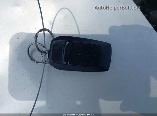 4T1DBADK7SU512228 2025 TOYOTA CAMRY Silver Widok deski rozdzielczej