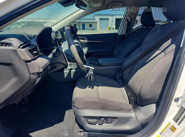 4T1DBADK8SU525067 2025 TOYOTA CAMRY White Front interior view