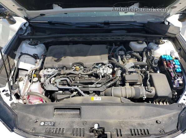 4T1DBADK9SU010580 2025 TOYOTA CAMRY White Սալոնի հետևի տեսք