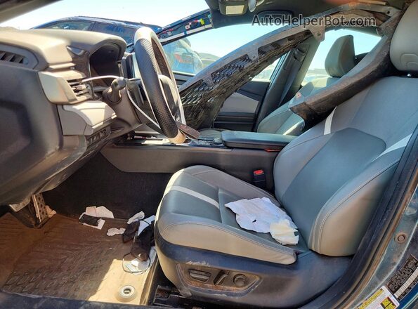 4T1DBADKXSU528469 2025 TOYOTA CAMRY Blue Vista interior delantera