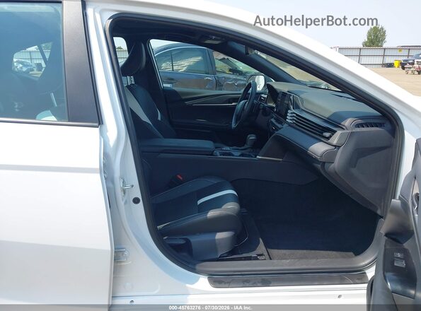 4T1DBADKXSU539505 2025 TOYOTA CAMRY White Вид салону спереду