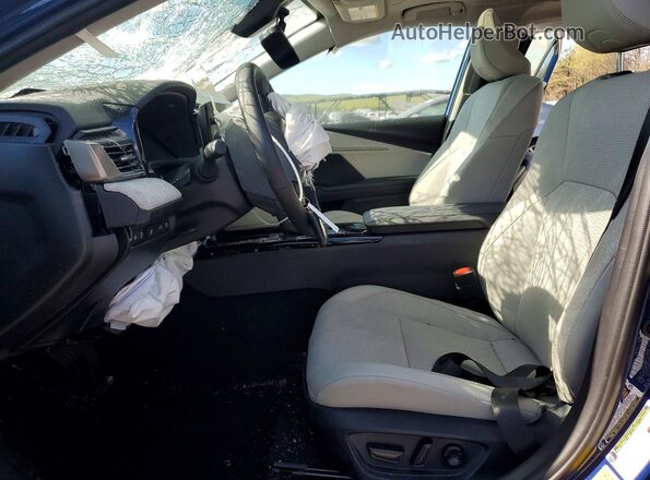 4T1DBADKXTU044027 2026 TOYOTA CAMRY Blue Front interior view