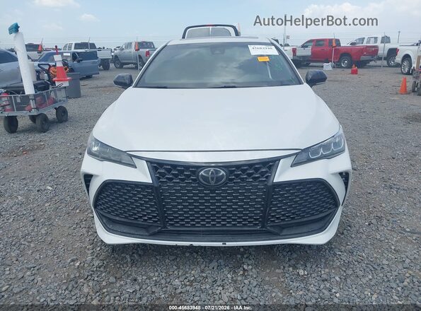 4T1EZ1FB8MU060466 2021 TOYOTA AVALON White Widok wnętrza z tyłu