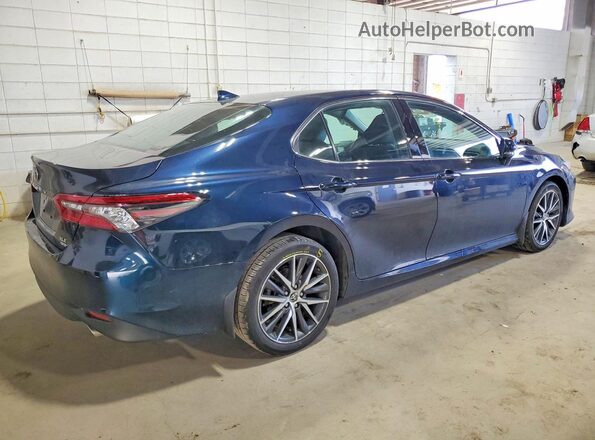 4T1F11BK5MU045456 2021 TOYOTA CAMRY Blue Tył prawy