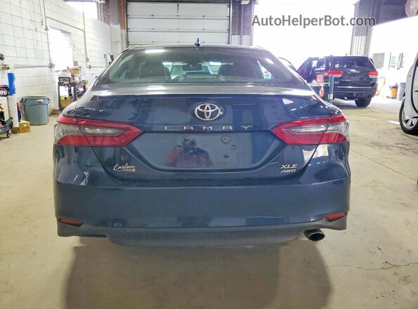 4T1F11BK5MU045456 2021 TOYOTA CAMRY Blue Widok z tyłu