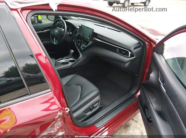 4T1F11BK5MU046476 2021 TOYOTA CAMRY Красный Вид салона спереди