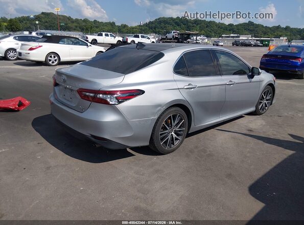 4T1F11BK6MU030710 2021 TOYOTA CAMRY Silver უკანა მარჯვენა