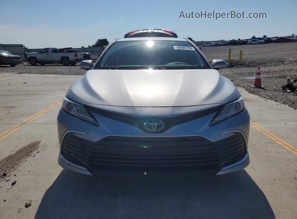 4T1F11BK6PU098753 2023 TOYOTA CAMRY Silver Vista frontal