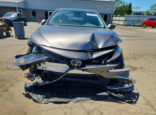 4T1F11BK9NU050340 2022 TOYOTA CAMRY Gray Вид спереду