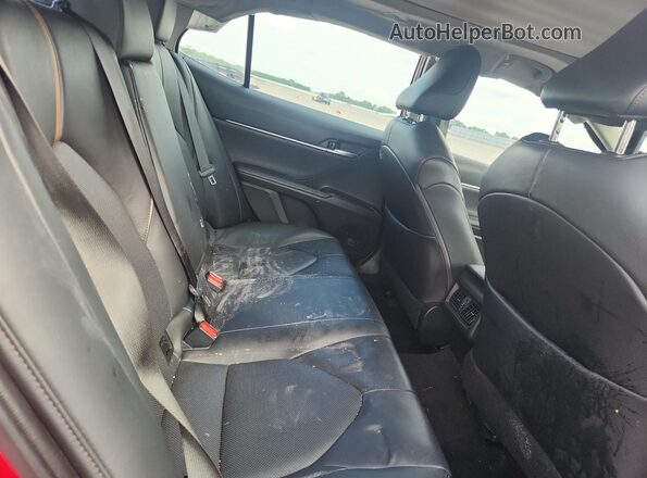 4T1FZ1AK0LU042019 2020 TOYOTA CAMRY Burgundy Вид задніх сидінь
