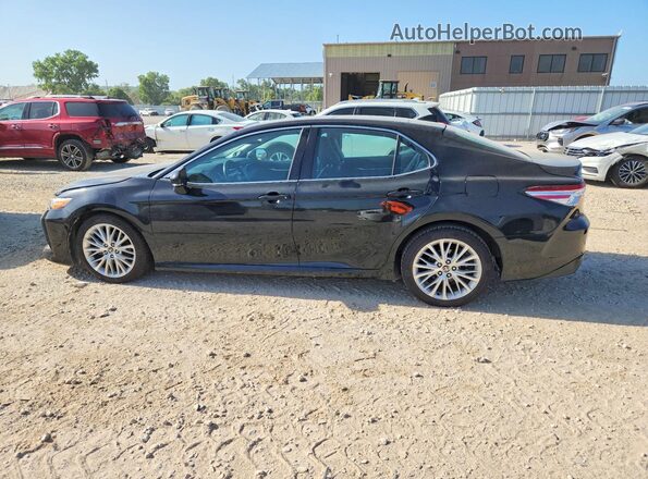 4T1FZ1AK1LU040893 2020 TOYOTA CAMRY Black Trasero izquierdo