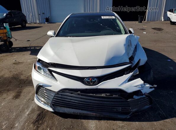 4T1FZ1AK7PU072186 2023 TOYOTA CAMRY White Вид спереду