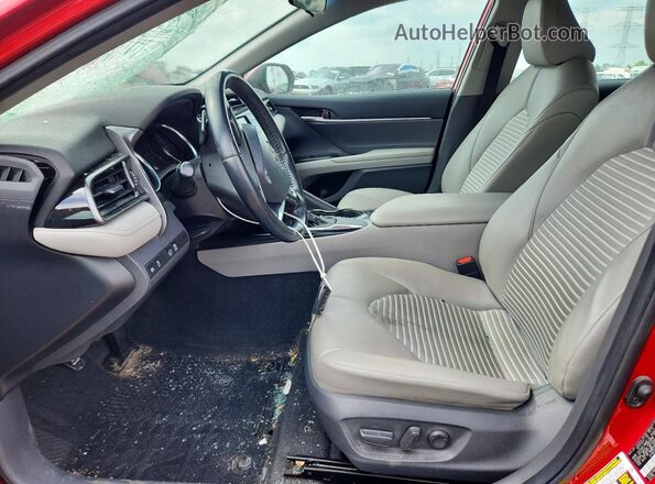 4T1G11AK0LU311678 2020 TOYOTA CAMRY Red Вид салону спереду