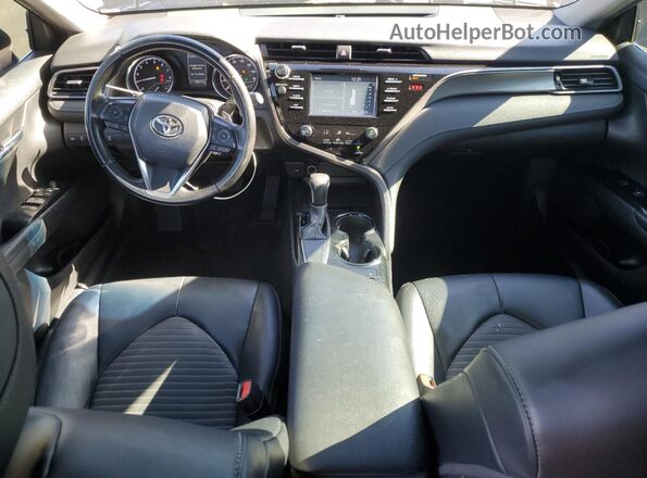 4T1G11AK0LU337133 2020 TOYOTA CAMRY Black Dashboard view