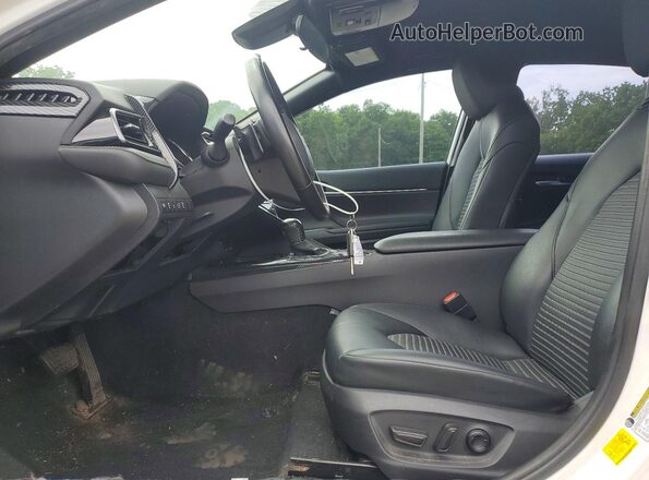 4T1G11AK0LU340467 2020 TOYOTA CAMRY White Vista interior delantera