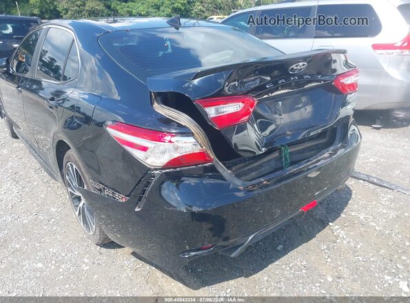 4T1G11AK0LU504056 2020 TOYOTA CAMRY Черный Вид спереди