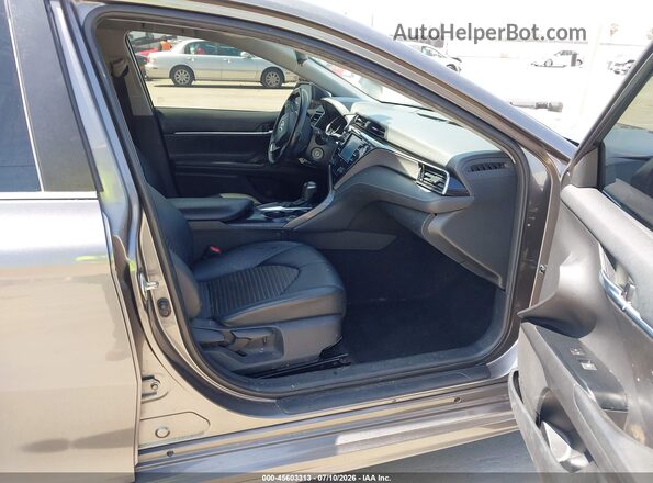 4T1G11AK0LU870910 2020 TOYOTA CAMRY Серый Вид салона спереди