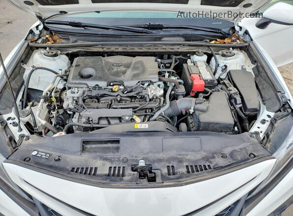 4T1G11AK0MU555865 2021 TOYOTA CAMRY White Սալոնի հետևի տեսք