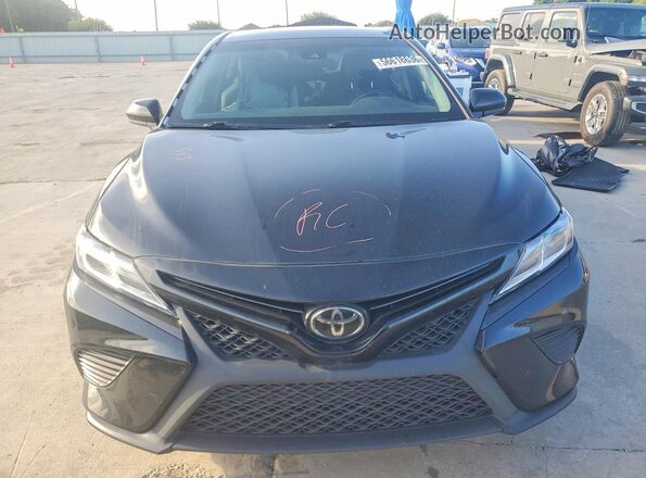 4T1G11AK1LU907950 2020 TOYOTA CAMRY Черный Вид спереди