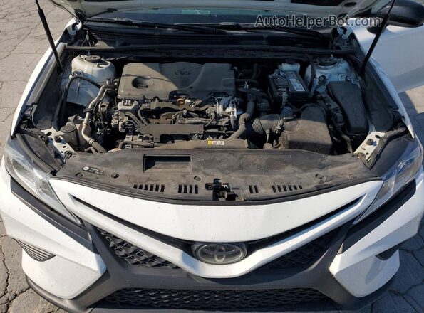 4T1G11AK2LU394367 2020 TOYOTA CAMRY White Вид задньої частини салону