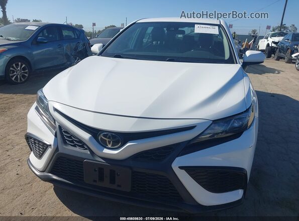4T1G11AK2MU596997 2021 TOYOTA CAMRY White Vista frontal