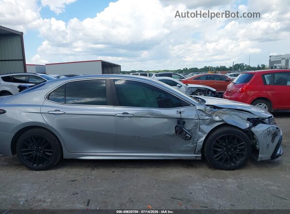 4T1G11AK2PU160896 2023 TOYOTA CAMRY Серебряный Вид задней части салона