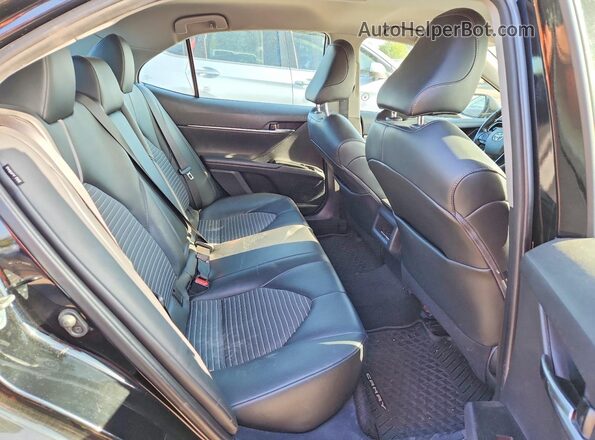 4T1G11AK3LU969995 2020 TOYOTA CAMRY Black Widok tylnych siedzeń