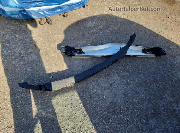 4T1G11AK3LU969995 2020 TOYOTA CAMRY Black Widok komory silnika