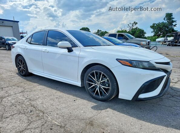 4T1G11AK3MU525906 2021 TOYOTA CAMRY White Przód prawy