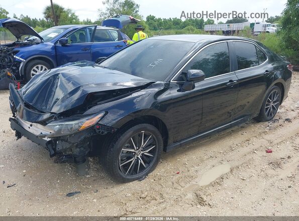 4T1G11AK3MU539823 2021 TOYOTA CAMRY Черный Передняя левая четверть