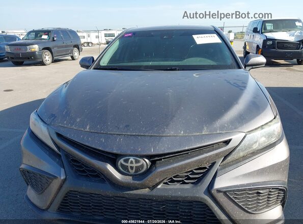 4T1G11AK4MU521802 2021 TOYOTA CAMRY Серый Вид спереди