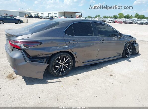 4T1G11AK6MU551920 2021 TOYOTA CAMRY Серый Задняя правая четверть