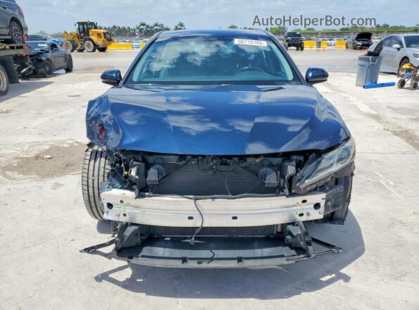 4T1G11AK8LU310357 2020 TOYOTA CAMRY Синий Вид спереди