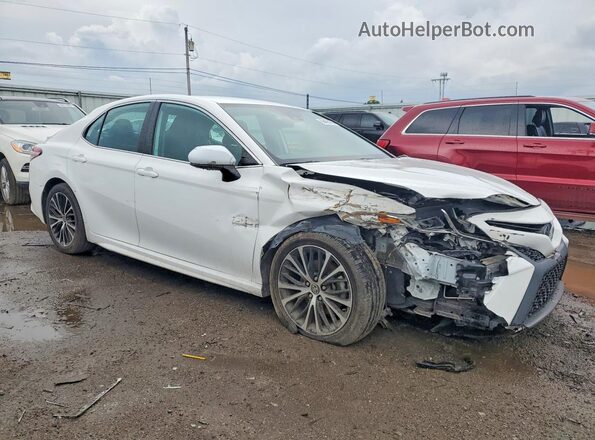 4T1G11AK8LU392249 2020 TOYOTA CAMRY White Front right