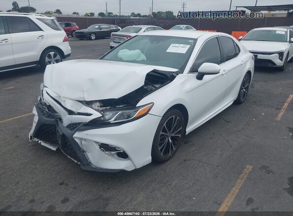 4T1G11AK9LU971508 2020 TOYOTA CAMRY White Vista tres cuartos delantera izquierda