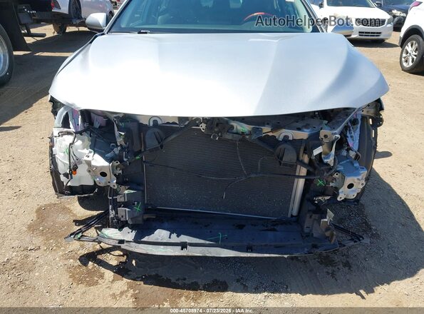 4T1G11AKXMU418237 2021 TOYOTA CAMRY Silver Vista frontal