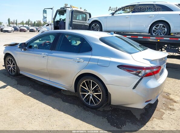 4T1G11AKXMU418237 2021 TOYOTA CAMRY Silver Trasero izquierdo