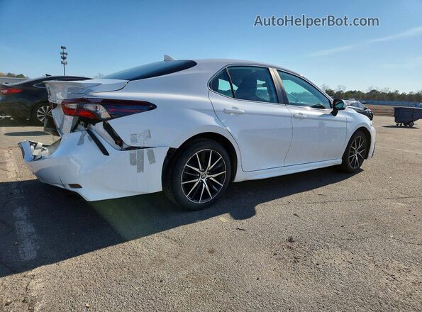 4T1G11AKXMU560412 2021 TOYOTA CAMRY Белый Задняя правая четверть