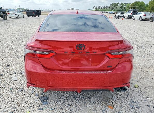 4T1G11AKXPU171029 2023 TOYOTA CAMRY Red Հետևի տեսք
