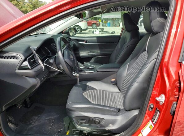4T1G11AKXPU171029 2023 TOYOTA CAMRY Red Սալոնի դիմացի տեսք
