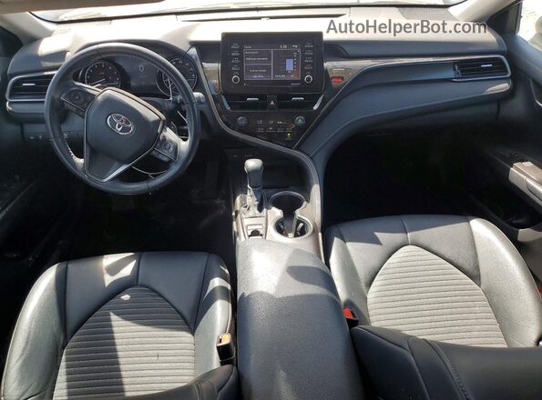 4T1G11BK2MU046357 2021 TOYOTA CAMRY Silver Առջևի վահանակի տեսք